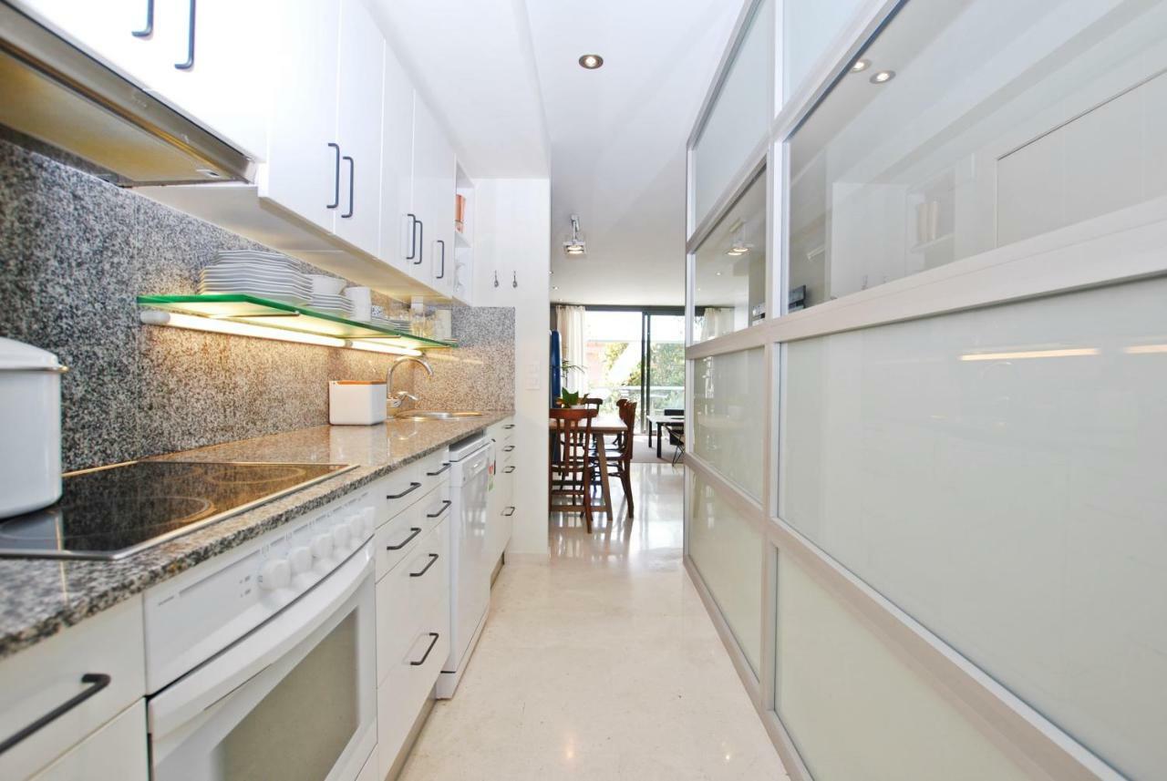 Апартаменты Blue Fridge Apartmen - Blue Fridge Apartmen - Ideal For Couples, Near Beach And Well Connected Виласар-де-Мар Экстерьер фото
